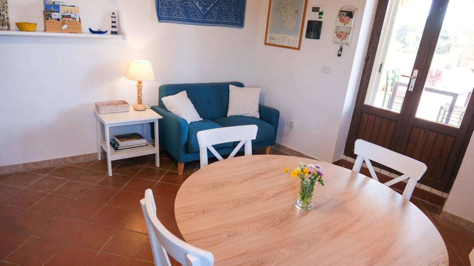 Wohnung In Calasetta Mit Grill Und Garten شقة